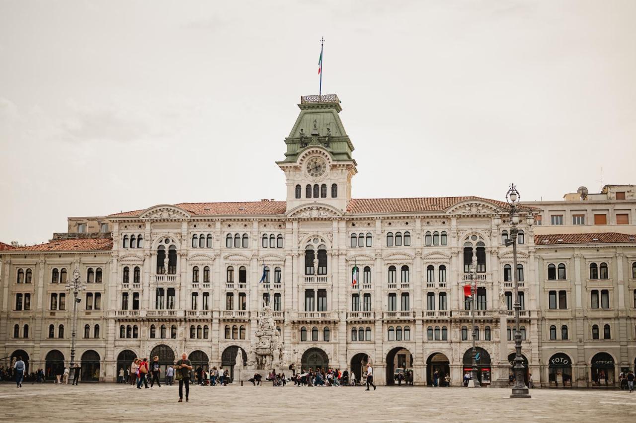 Monolocale Marino In Centro Storico Trieste Exterior foto